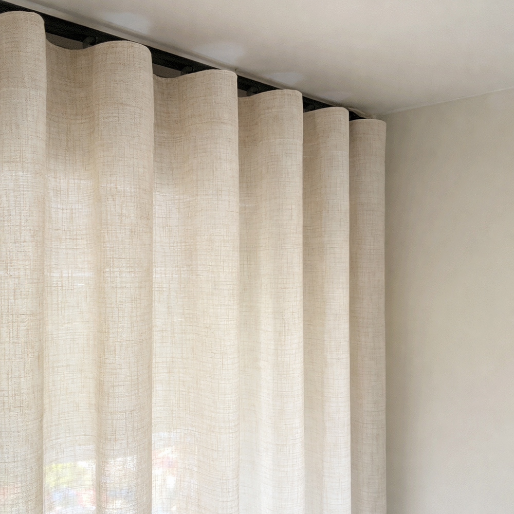 Cortinas Linodes com debrum Lima & Lino