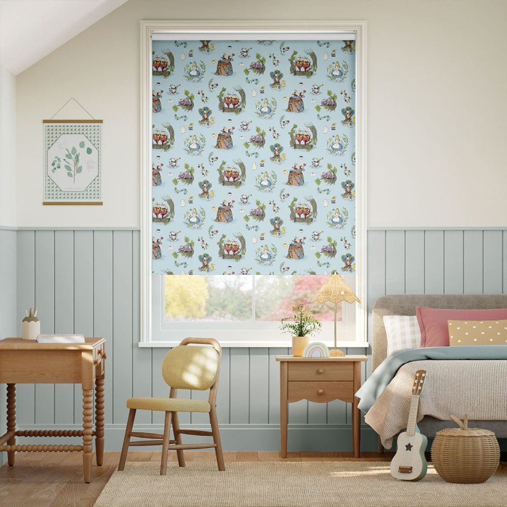 Opacos Alice in Wonderland